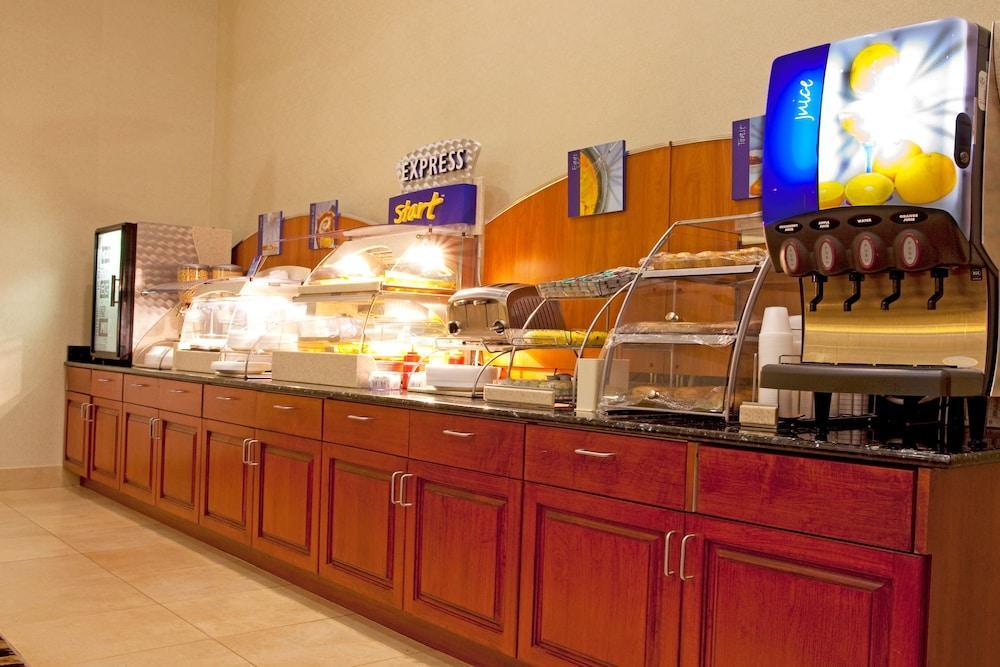 Holiday Inn Express Hotel & Suites Jacksonville North-Fernandina By Ihg Yulee Dış mekan fotoğraf