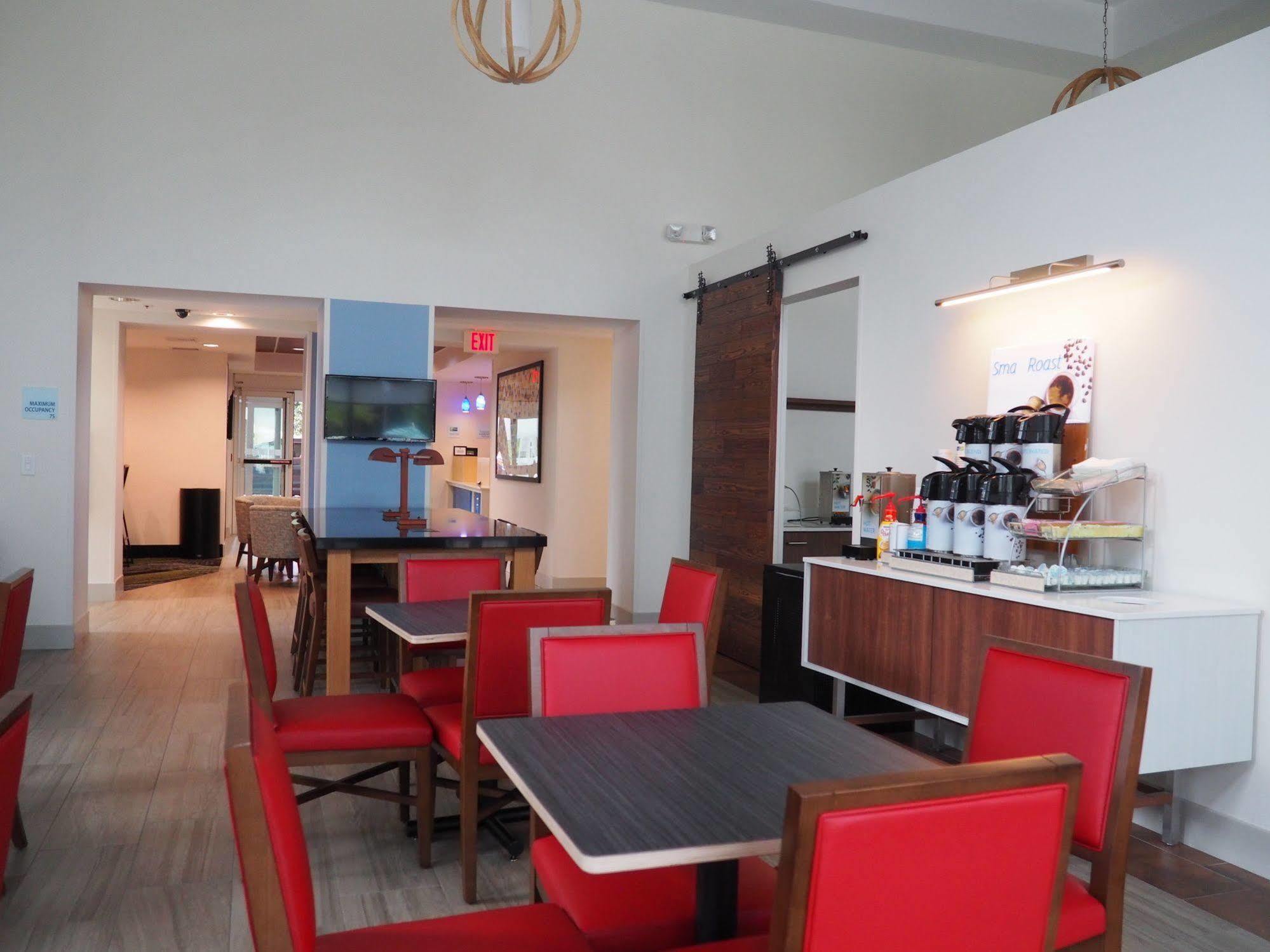 Holiday Inn Express Hotel & Suites Jacksonville North-Fernandina By Ihg Yulee Dış mekan fotoğraf