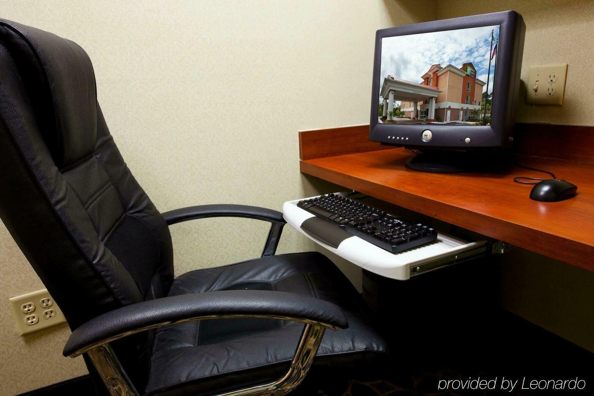 Holiday Inn Express Hotel & Suites Jacksonville North-Fernandina By Ihg Yulee Dış mekan fotoğraf